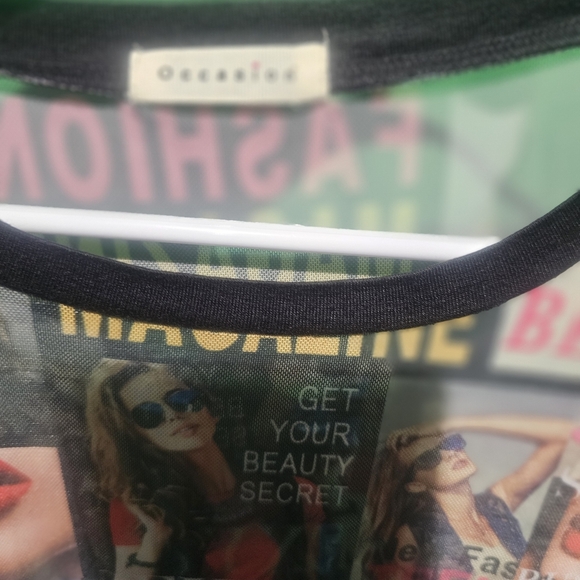 Occasion Multicolor Graphic Print Women's Top Mesh Medium EUC PTP 22 - Picture 2 of 4